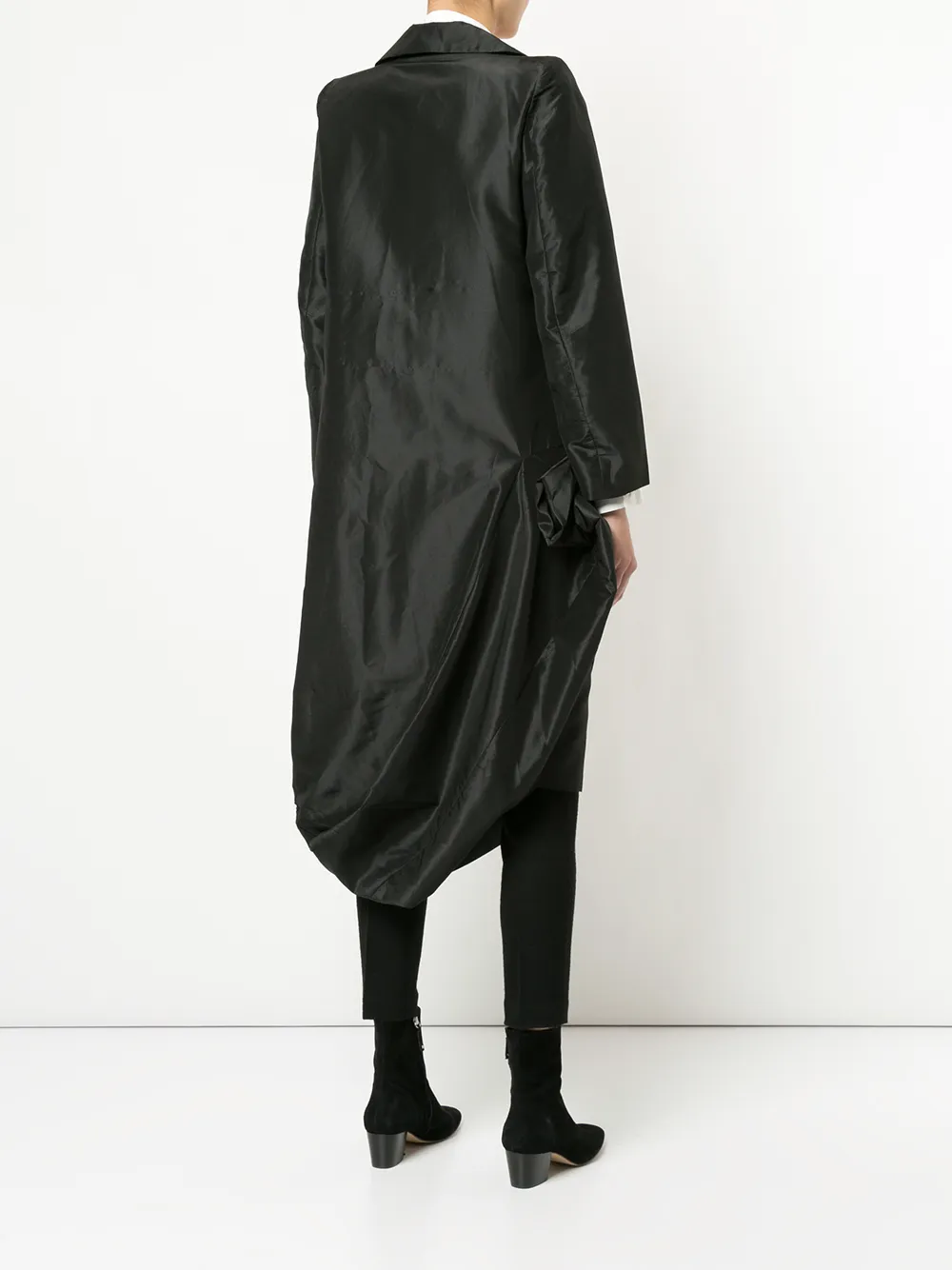 фото Yohji yamamoto pre-owned двубортное пальто с закругленным подолом
