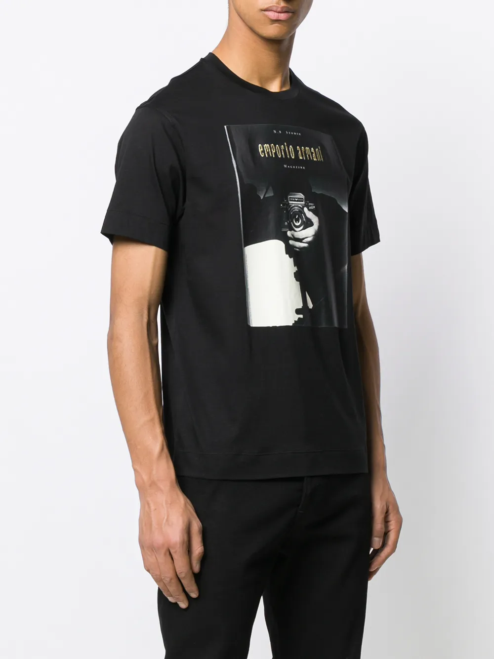 фото Emporio armani футболка emporio armani magazine