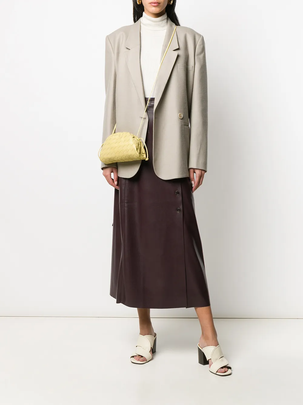 фото Bottega veneta сумка на плечо с плетением intrecciato