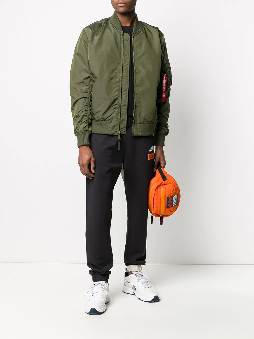 фото Alpha industries бомбер на молнии