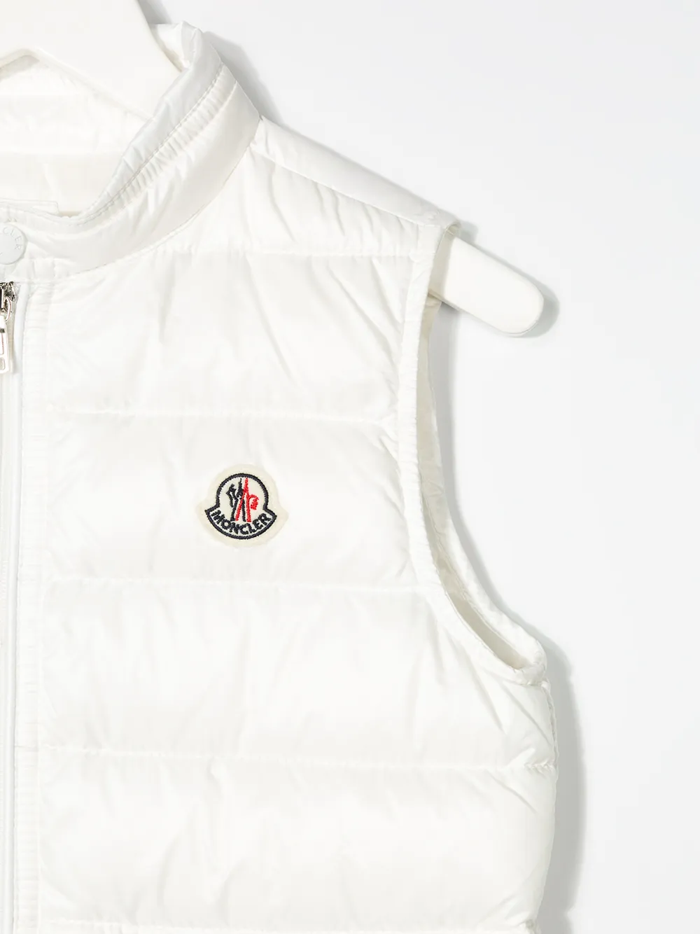 фото Moncler enfant жилет с логотипом