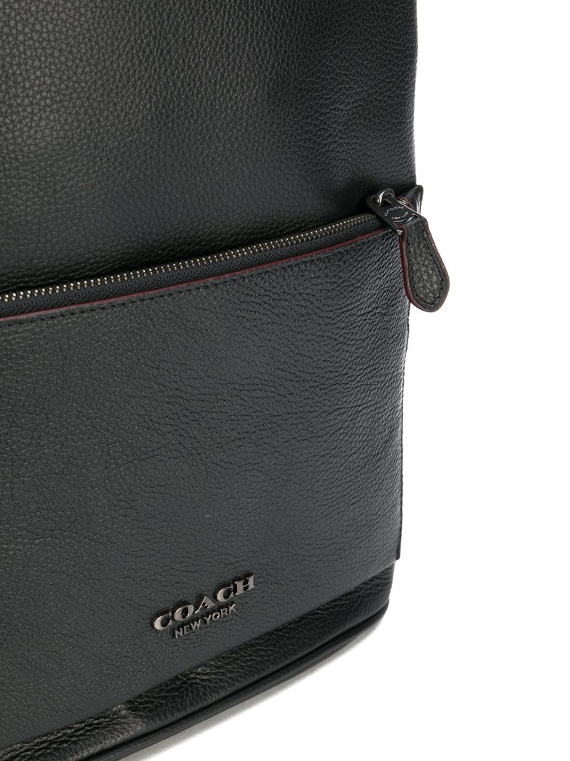 coach logo标牌皮质背包 in black | modesens