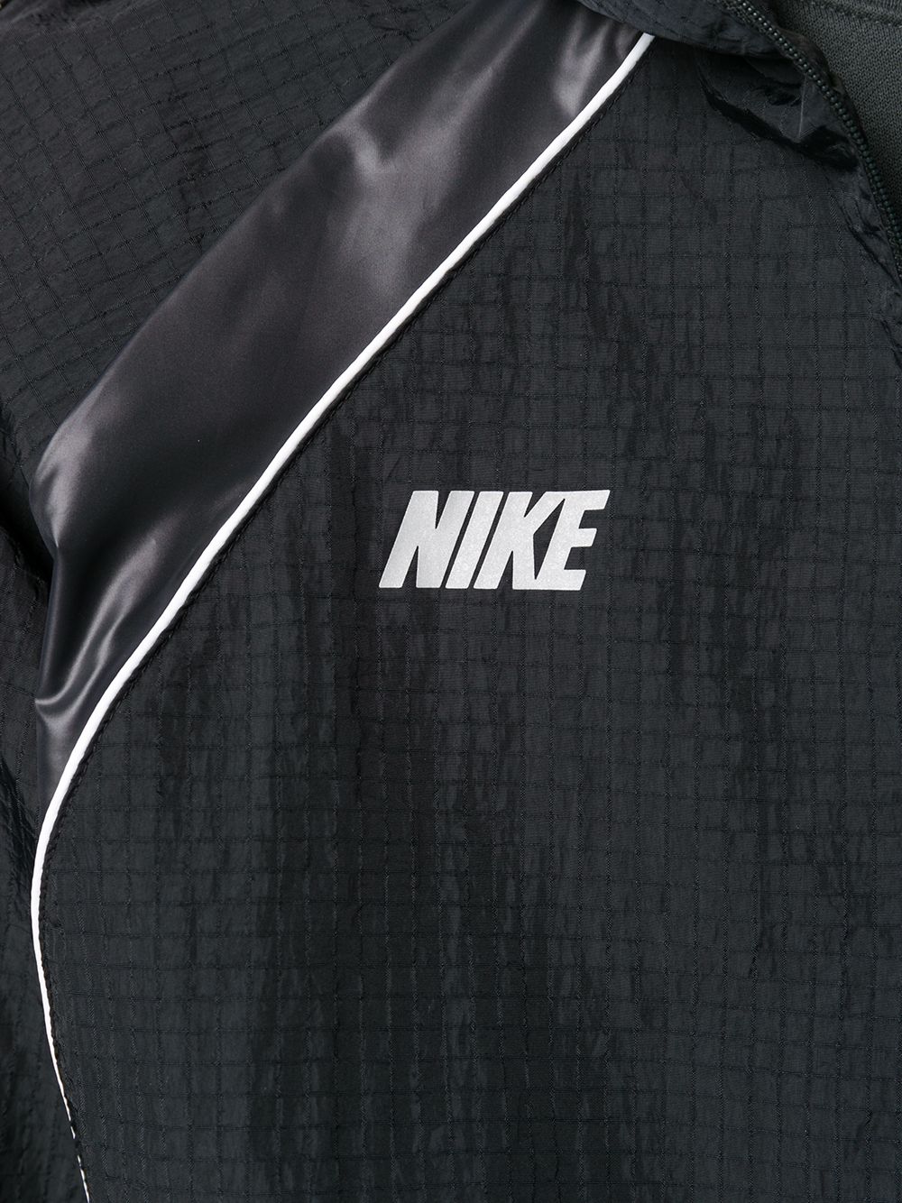 фото Nike куртка с капюшоном