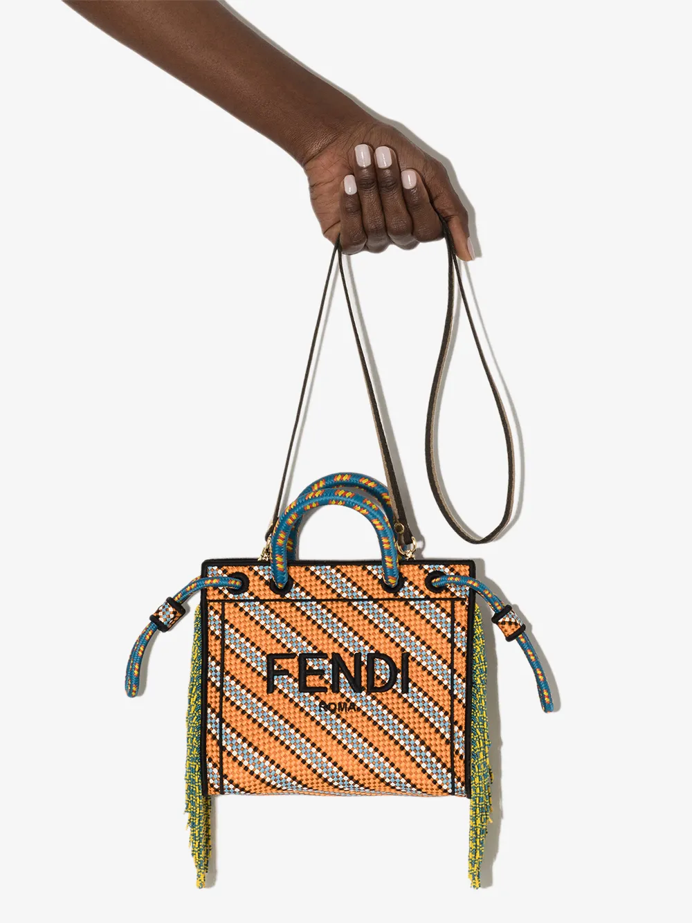 фото Fendi плетеная мини-сумка roma