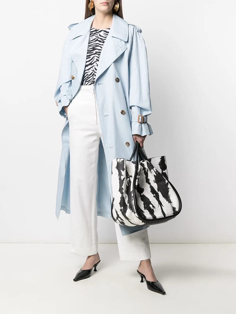 фото Proenza schouler большая сумка-тоут со сборками и принтом тай-дай