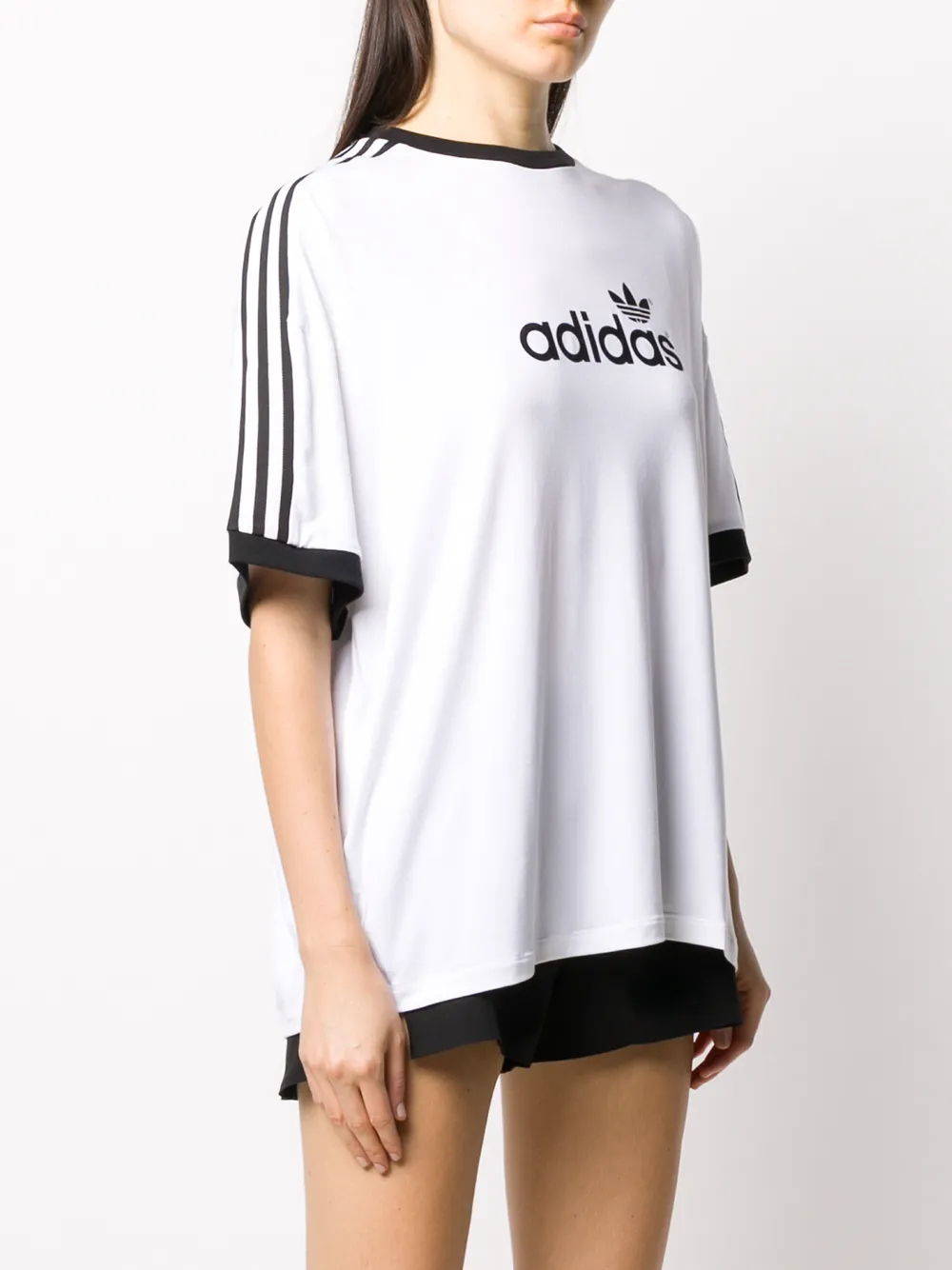 фото Adidas футболка оверсайз с логотипом