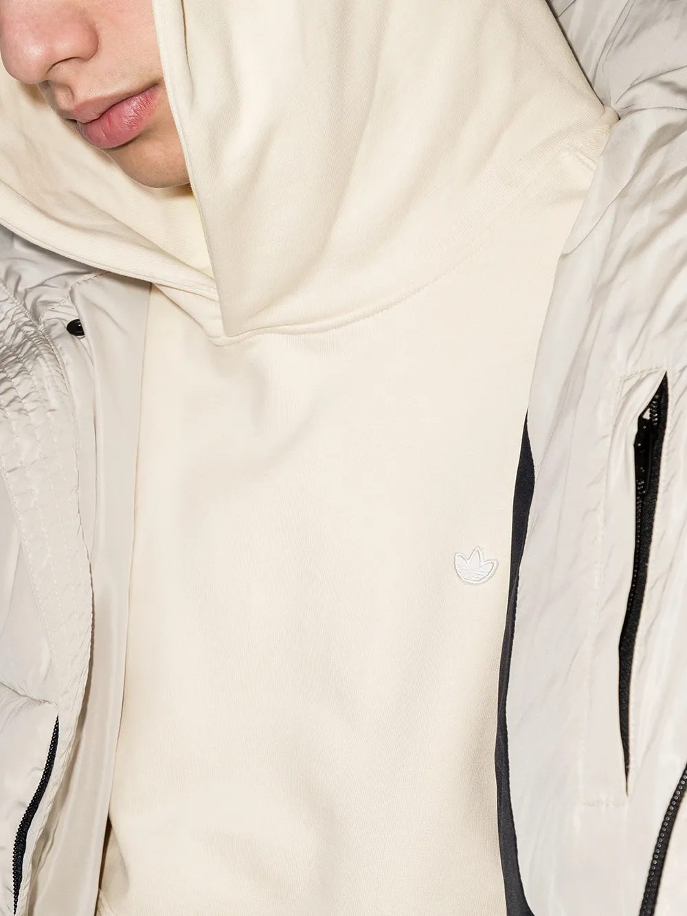 фото Adidas худи adicolour с накладным карманом