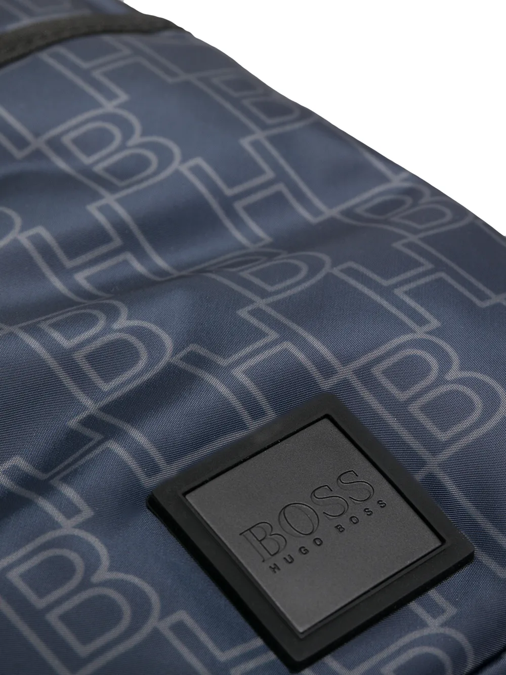 фото Boss hugo boss сумка на плечо с монограммой