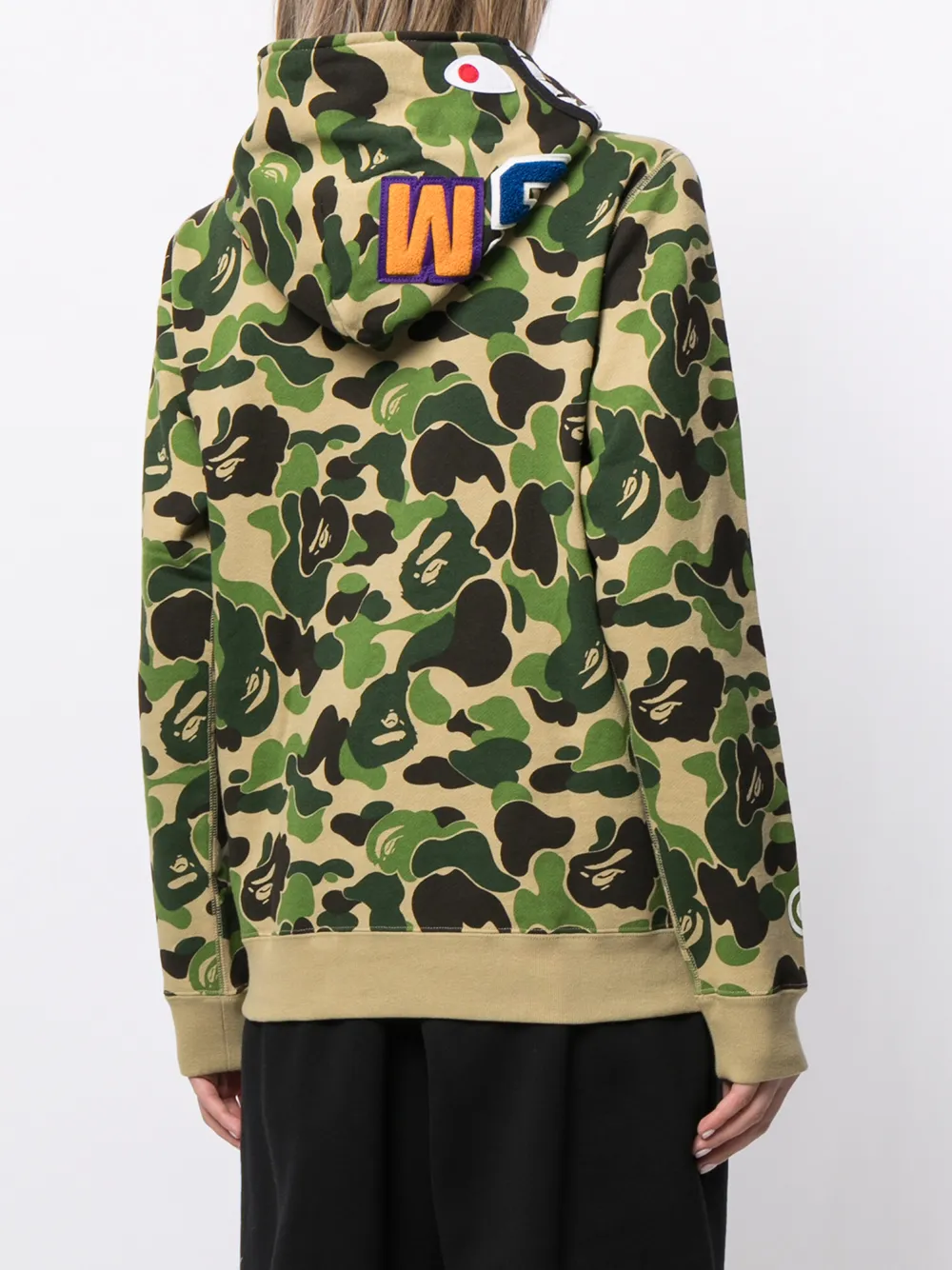 фото A bathing ape® худи на молнии с камуфляжным принтом