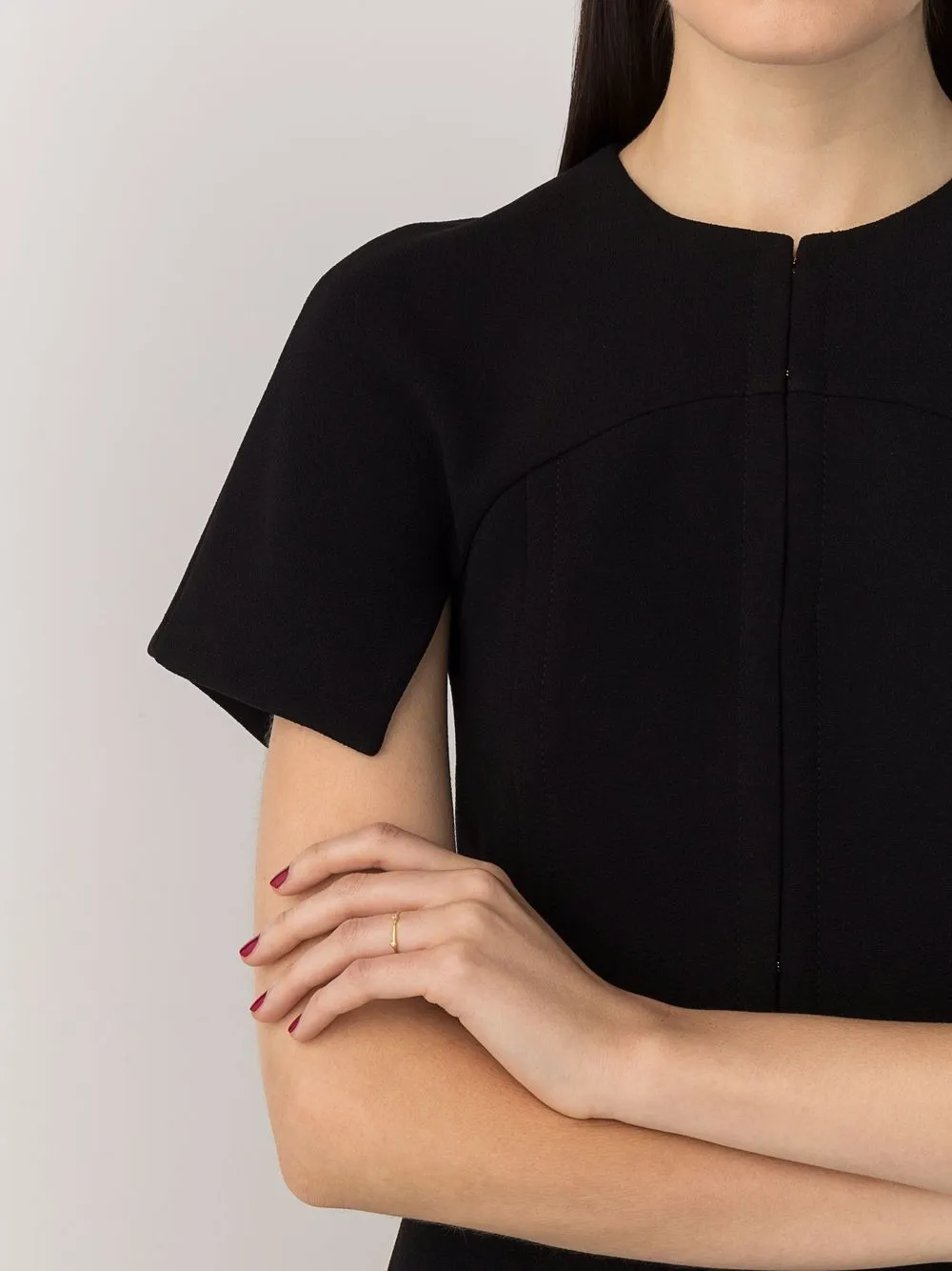 фото Alex monroe кольцо fine twig из желтого золота с бриллиантами