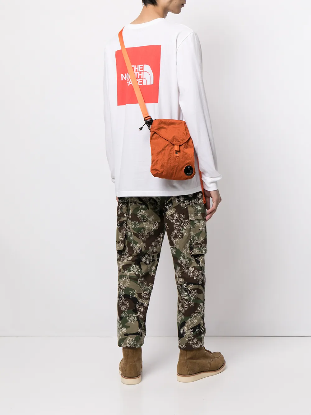 фото The north face футболка с длинными рукавами и логотипом