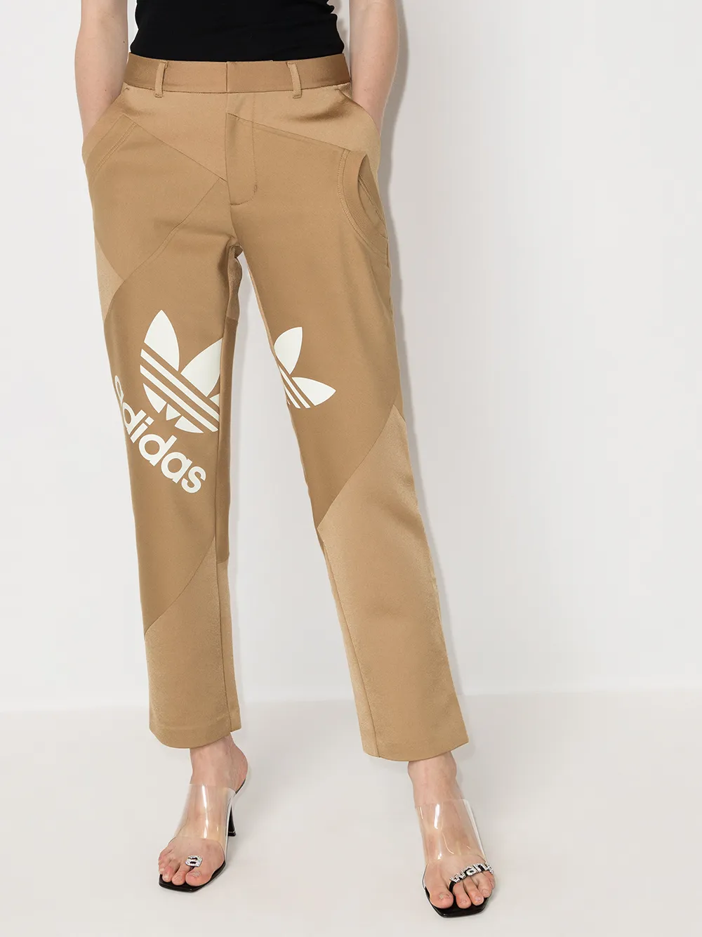 фото Adidas брюки строгого кроя с логотипом