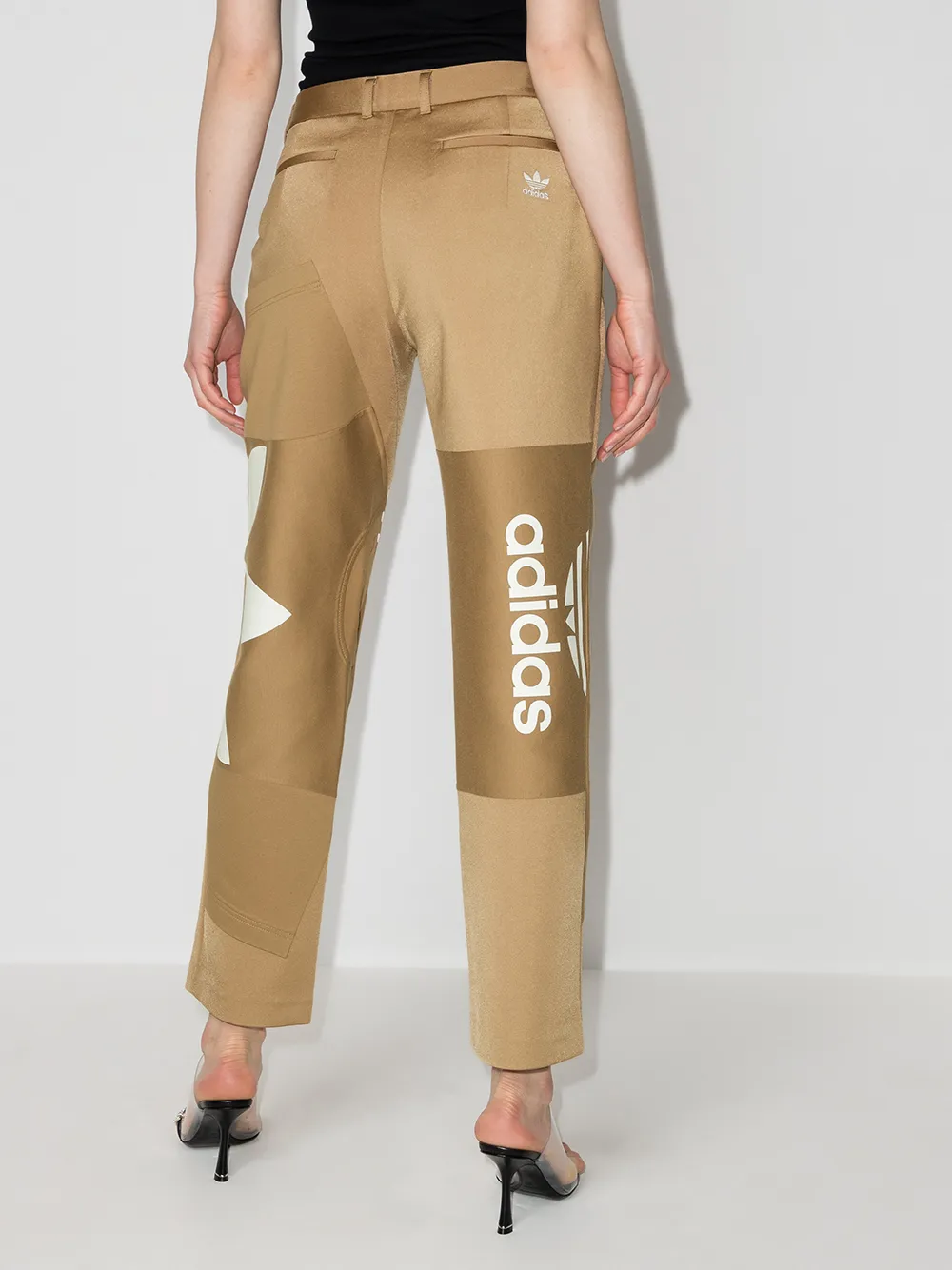 фото Adidas брюки строгого кроя с логотипом