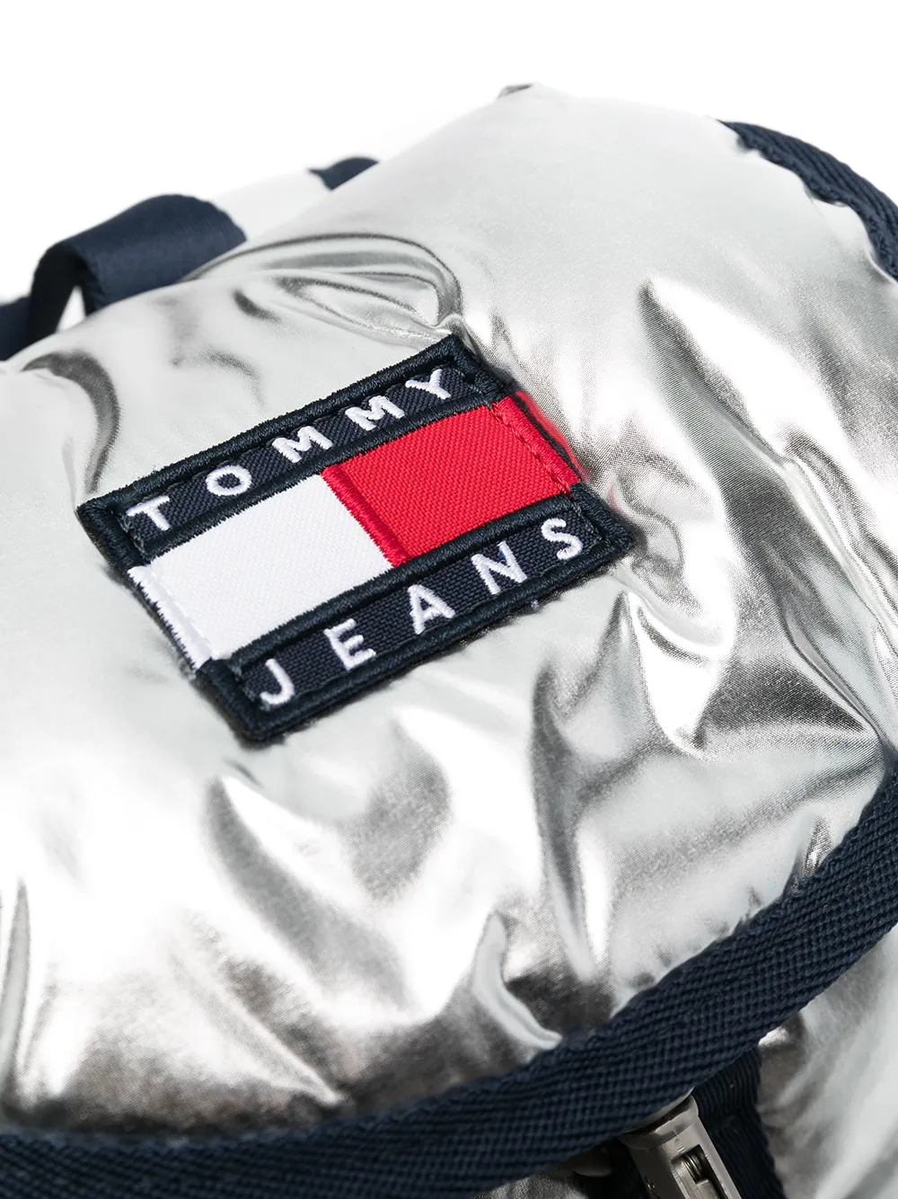фото Tommy hilfiger поясная сумка с эффектом металлик и логотипом