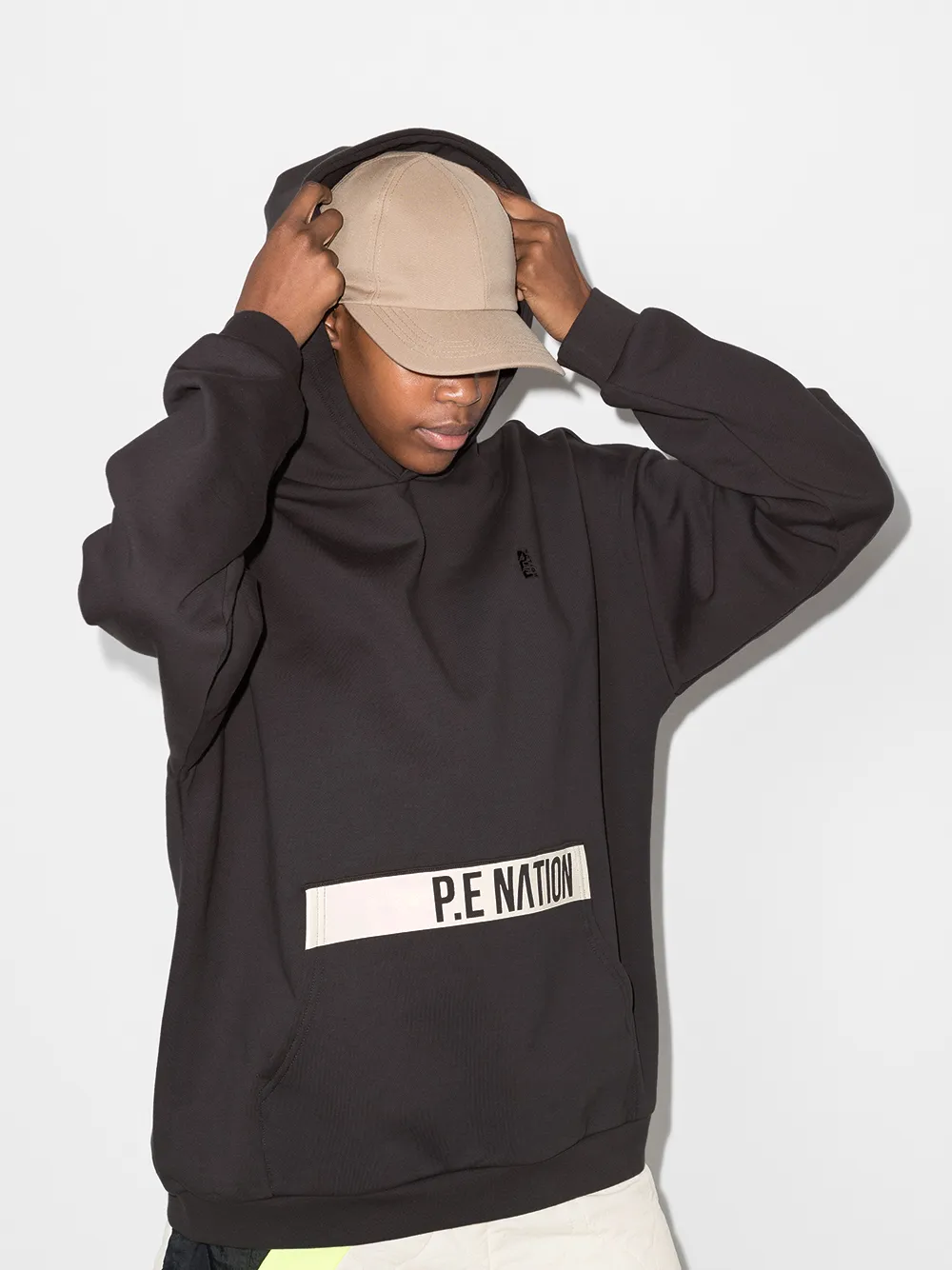 фото P.e nation худи momentum