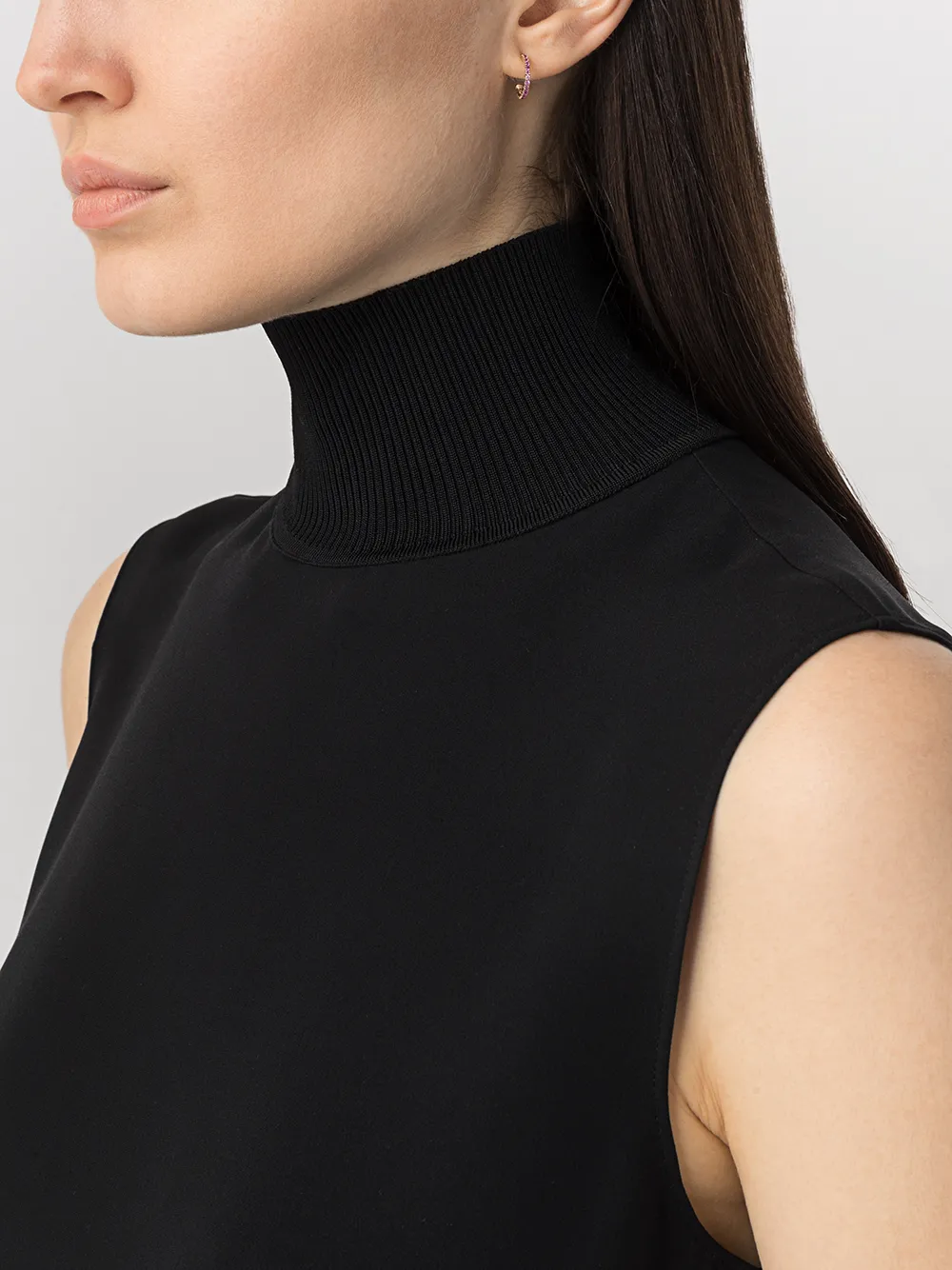 фото Metier by tom foolery серьга-кольцо из желтого золота с сапфирами