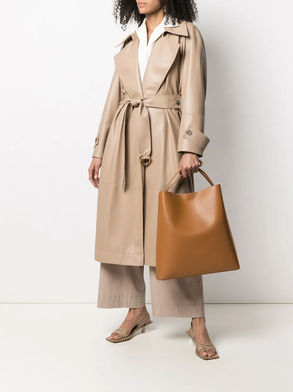 фото Aesther ekme сумка на плечо с магнитной застежкой