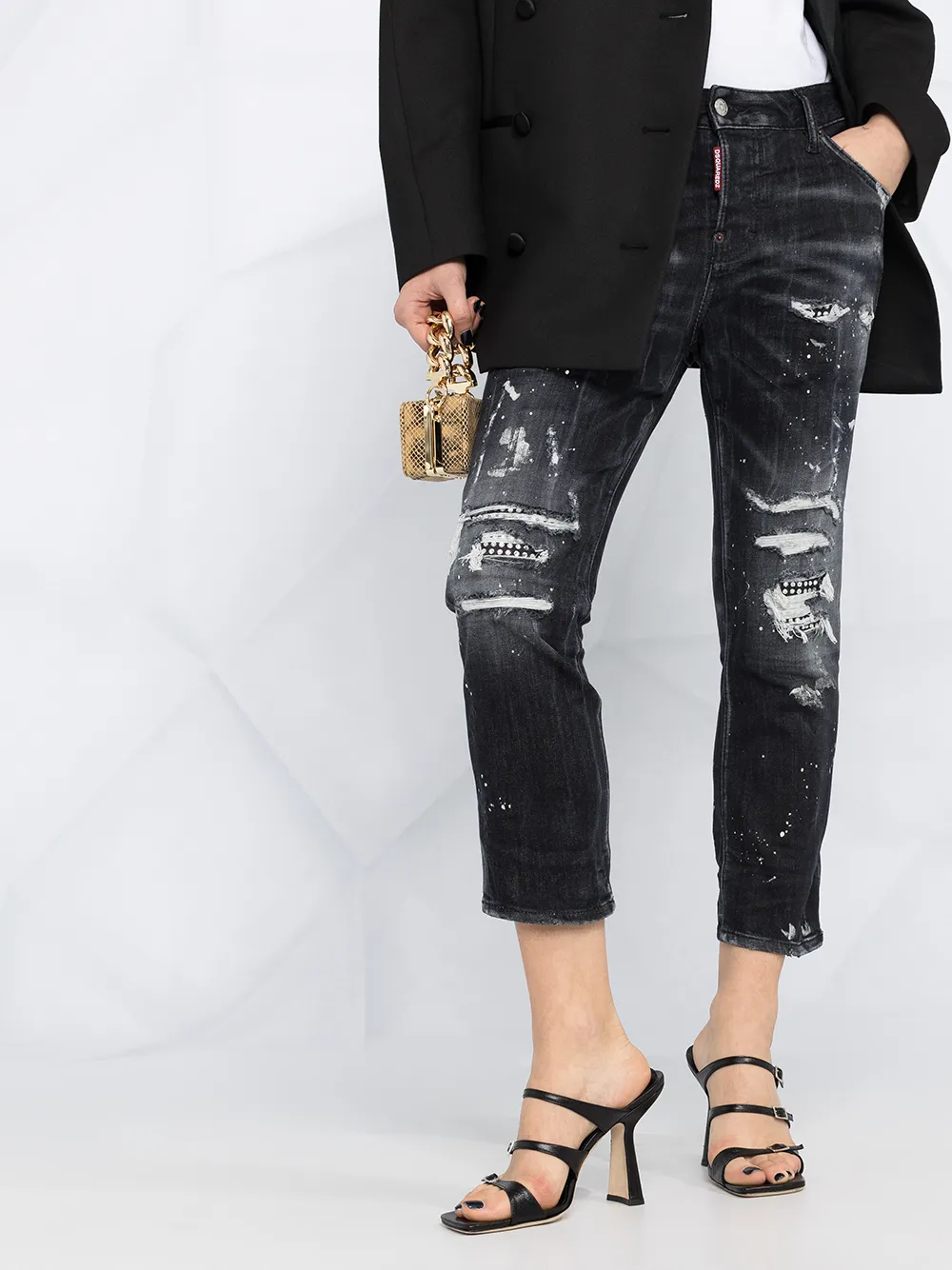 фото Dsquared2 укороченные джинсы с эффектом потертости