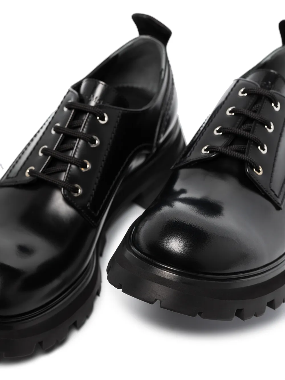 фото Alexander mcqueen туфли wander на шнуровке