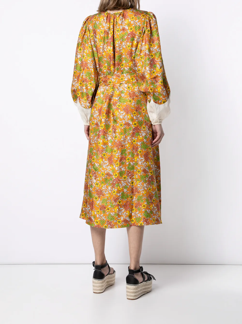 фото Tory burch платье с цветочным принтом