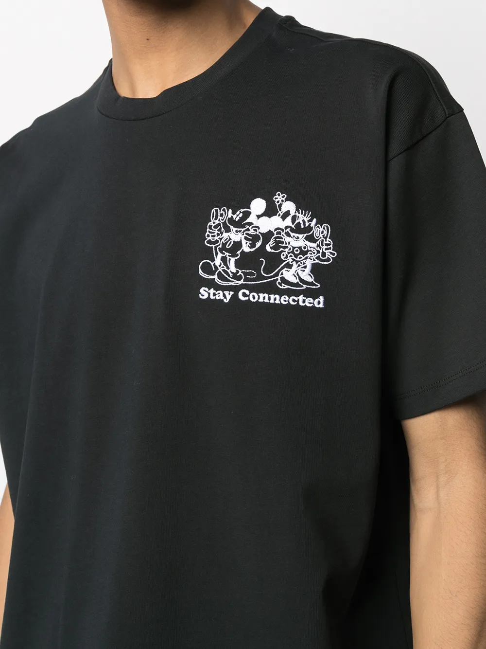 фото Levi's футболка с вышивкой из коллаборации с disney