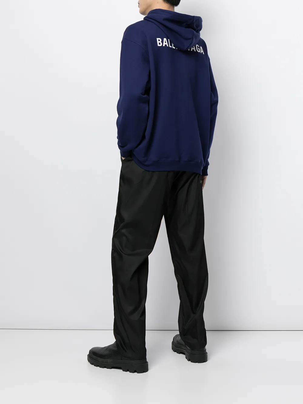 фото Balenciaga худи с логотипом