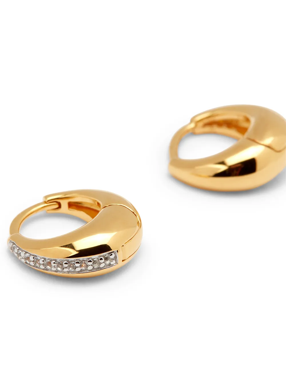 фото Otiumberg маленькие серьги-кольца из желтого золота