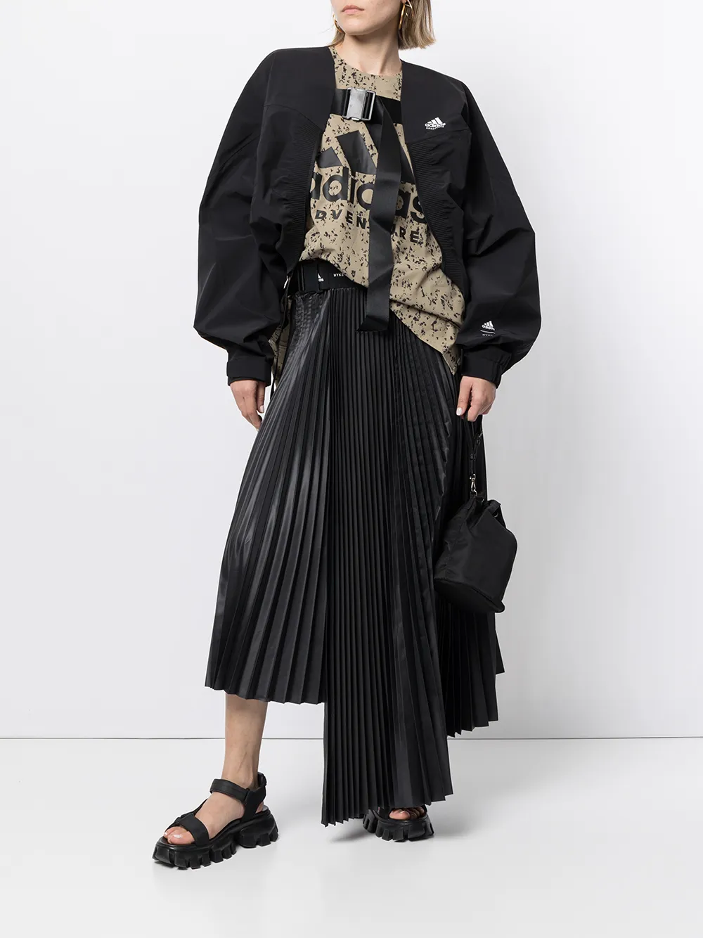 фото Adidas толстовка с принтом из коллаборации с hyke