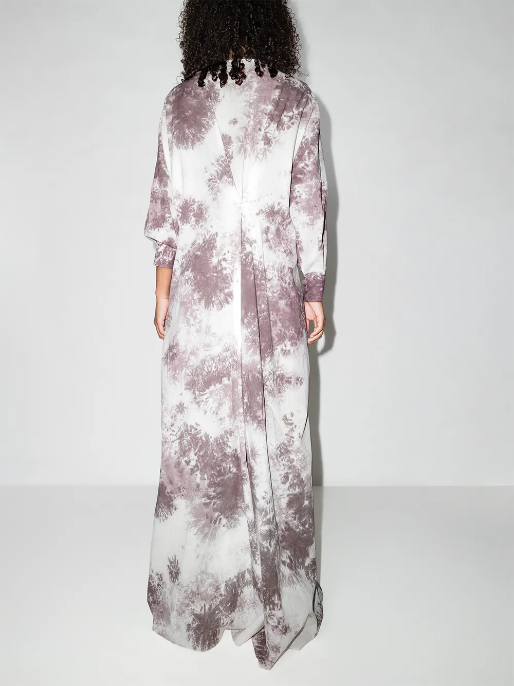 фото Sandra mansour платье макси со сборками и принтом тай-дай