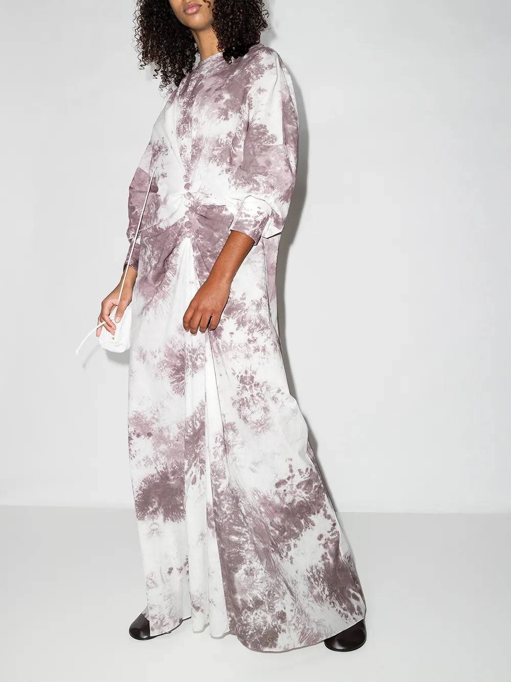 фото Sandra mansour платье макси со сборками и принтом тай-дай