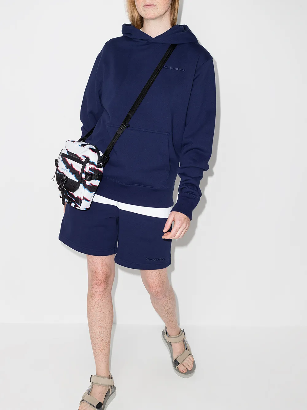 фото Adidas спортивные шорты из коллаборации с pharrell williams