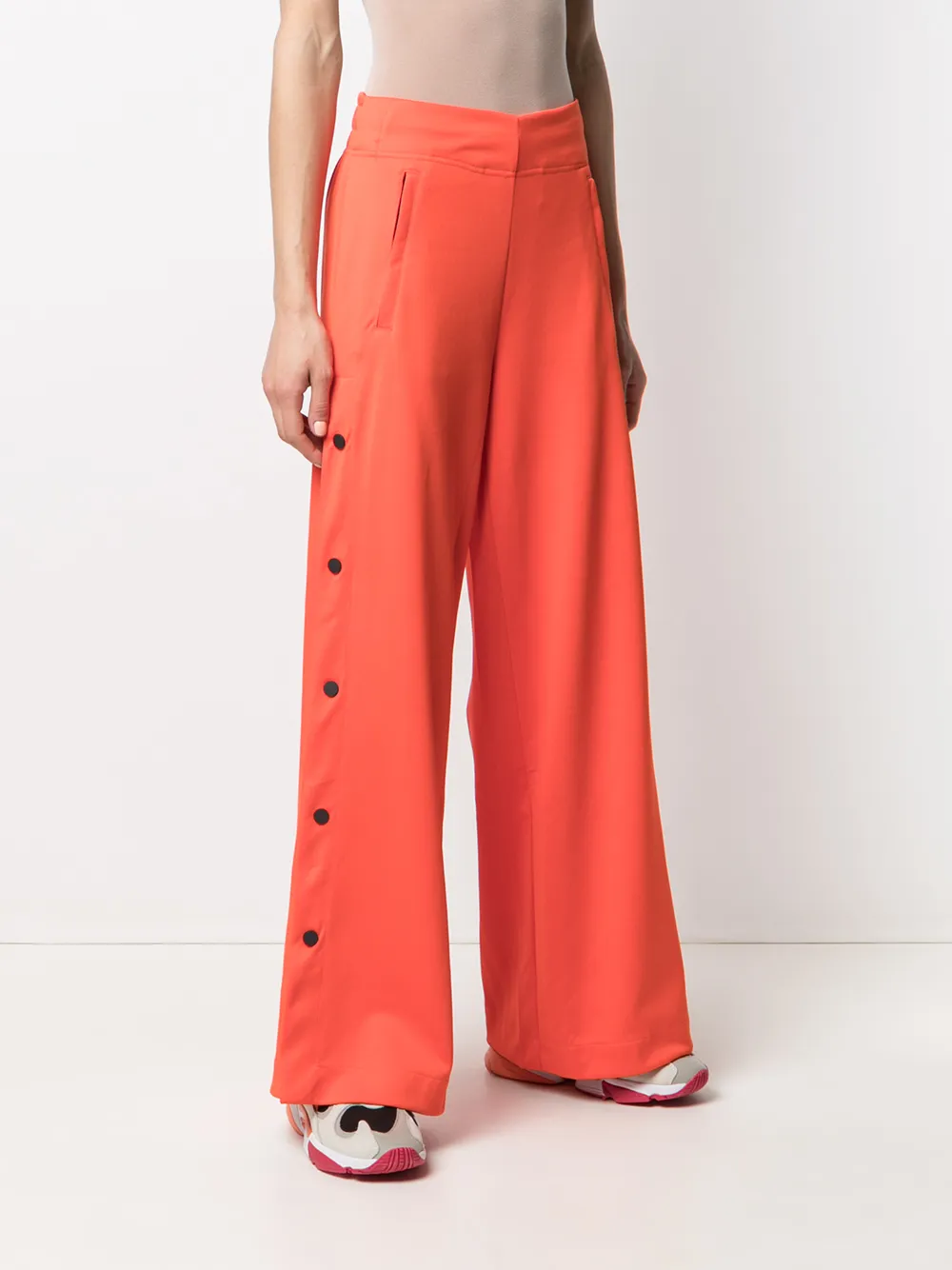 фото Adidas широкие брюки с завышенной талией