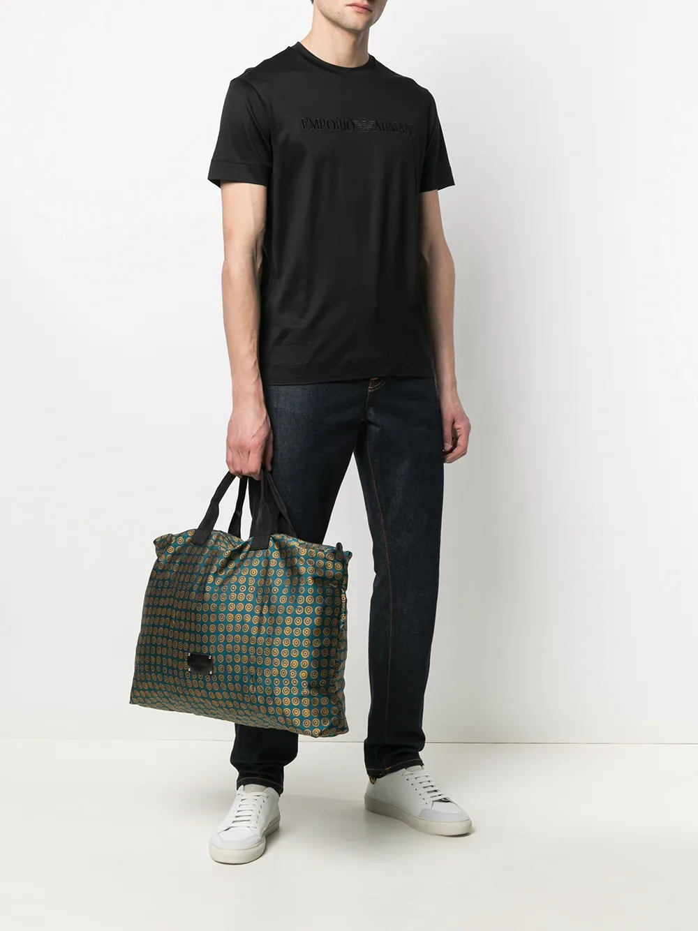 фото Emporio armani футболка с вышитым логотипом