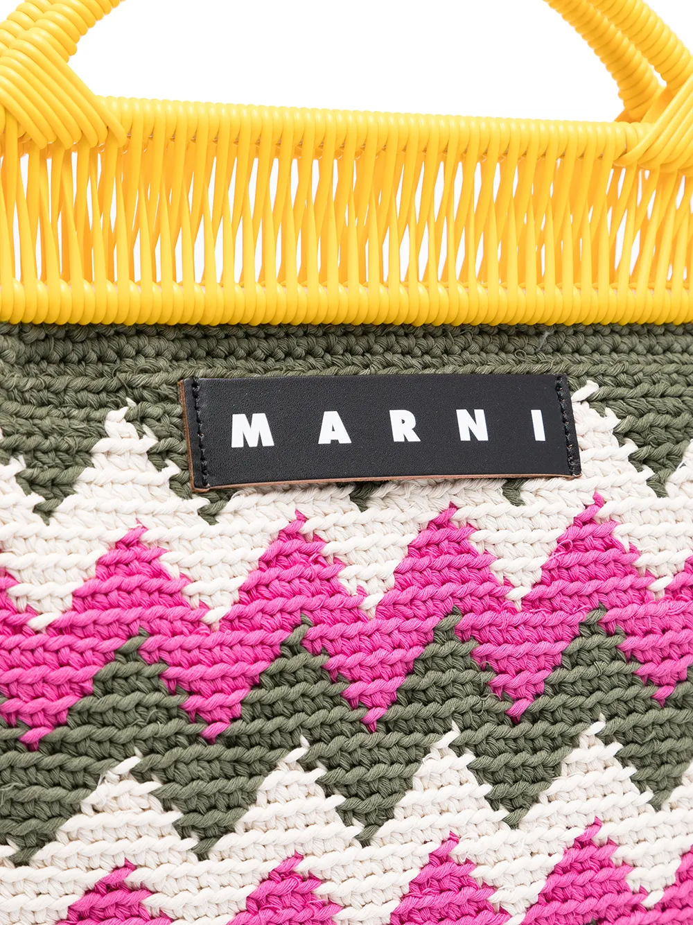 фото Marni market плетеная сумка-тоут с узором зигзаг