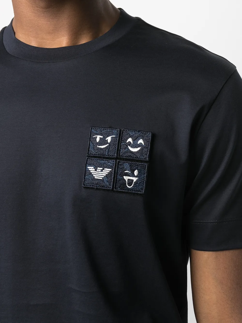 фото Emporio armani футболка с нашивкой-логотипом