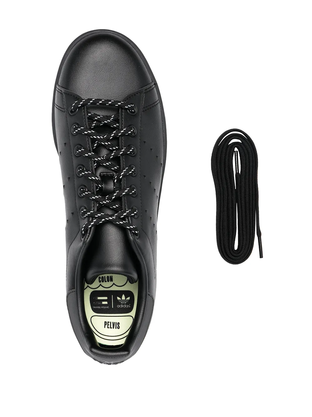 фото Adidas кроссовки на шнуровке с перфорацией