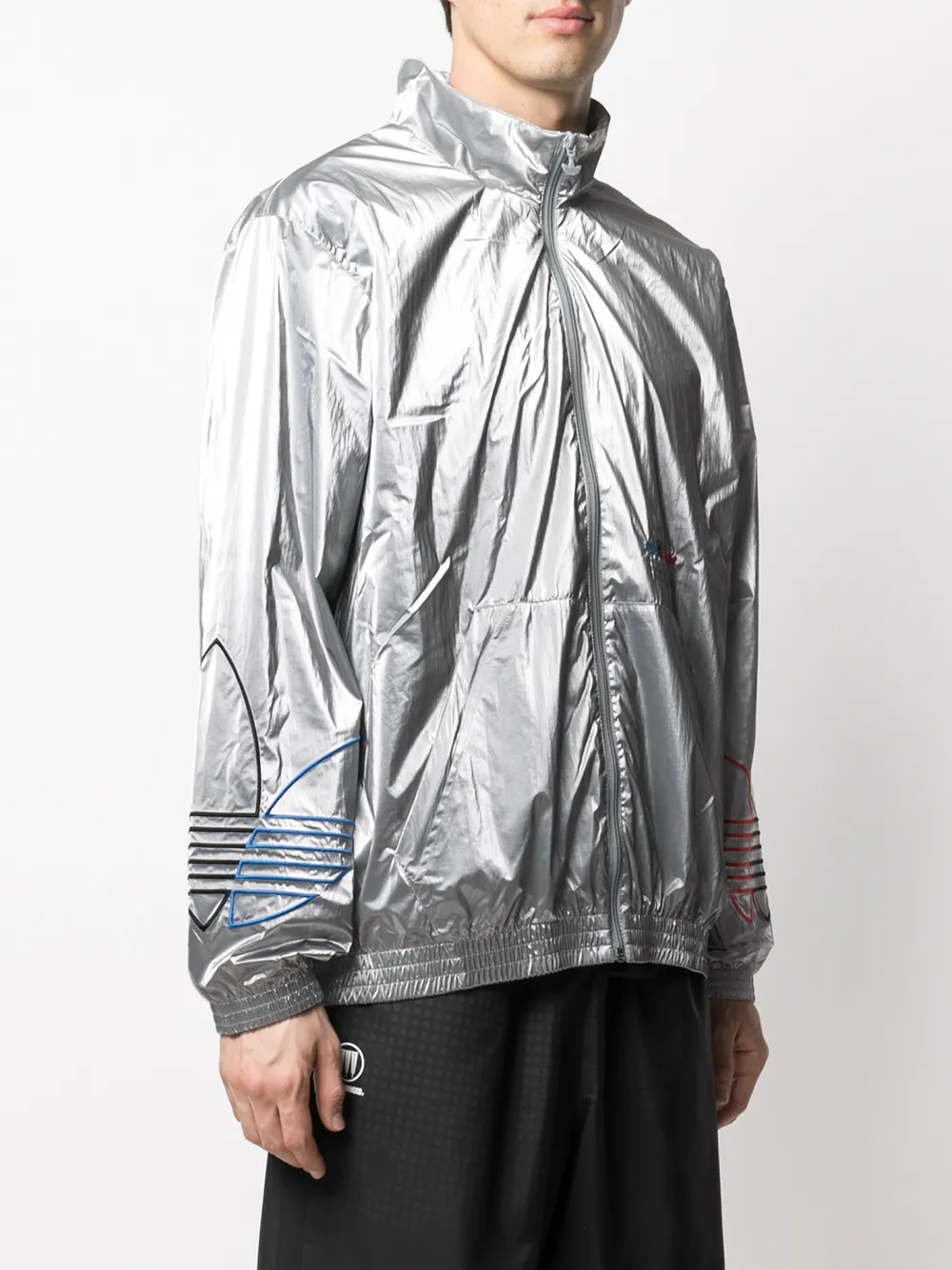 фото Adidas куртка с логотипом