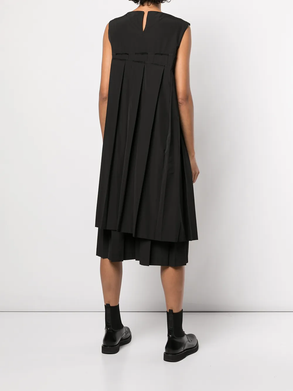 фото Comme des garçons tricot плиссированное платье миди без рукавов