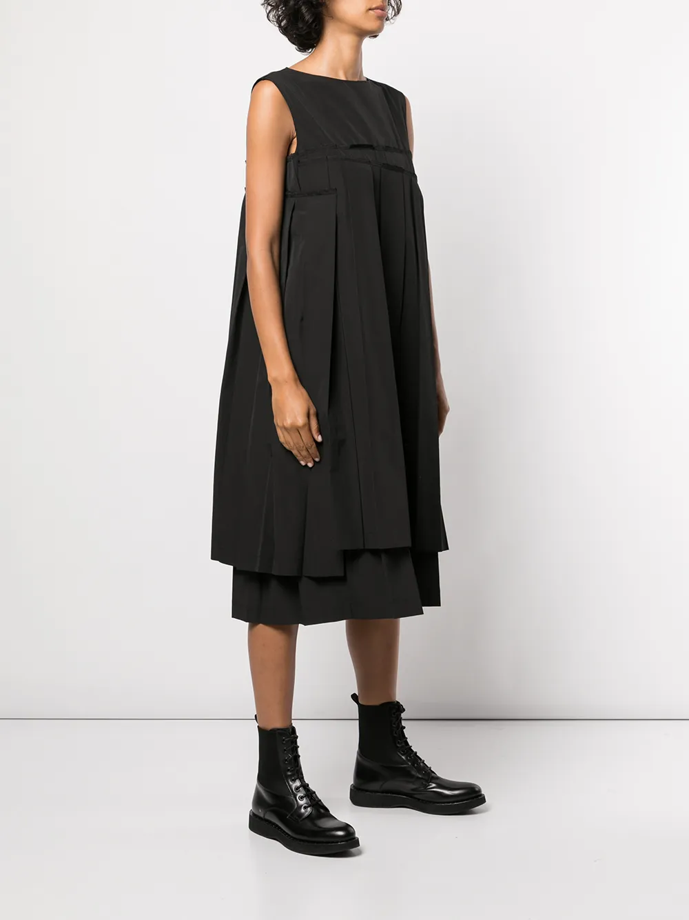 фото Comme des garçons tricot плиссированное платье миди без рукавов