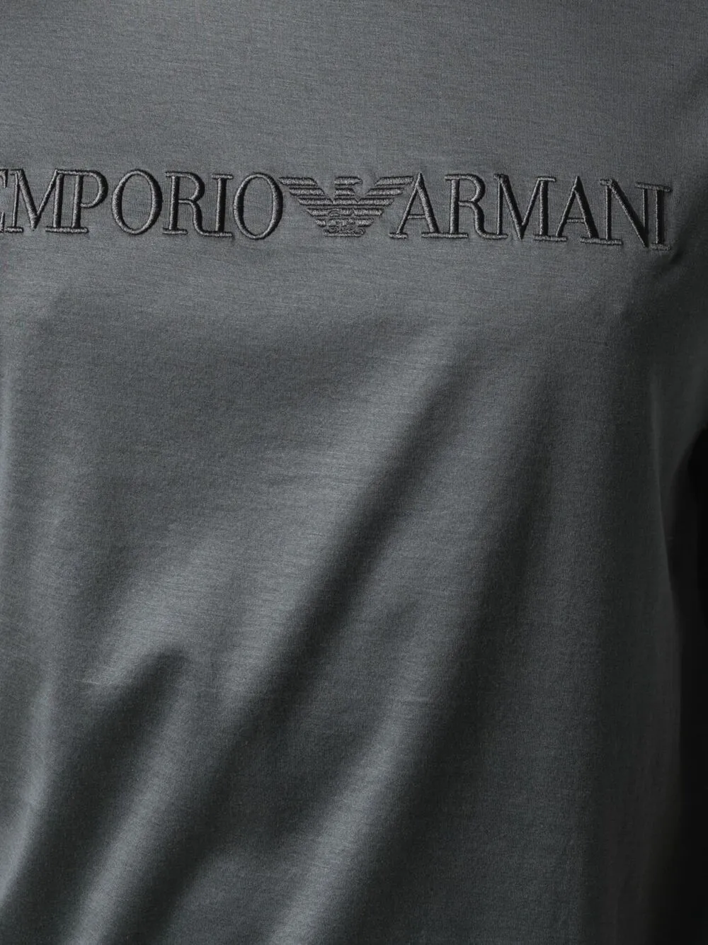 фото Emporio armani футболка с вышитым логотипом