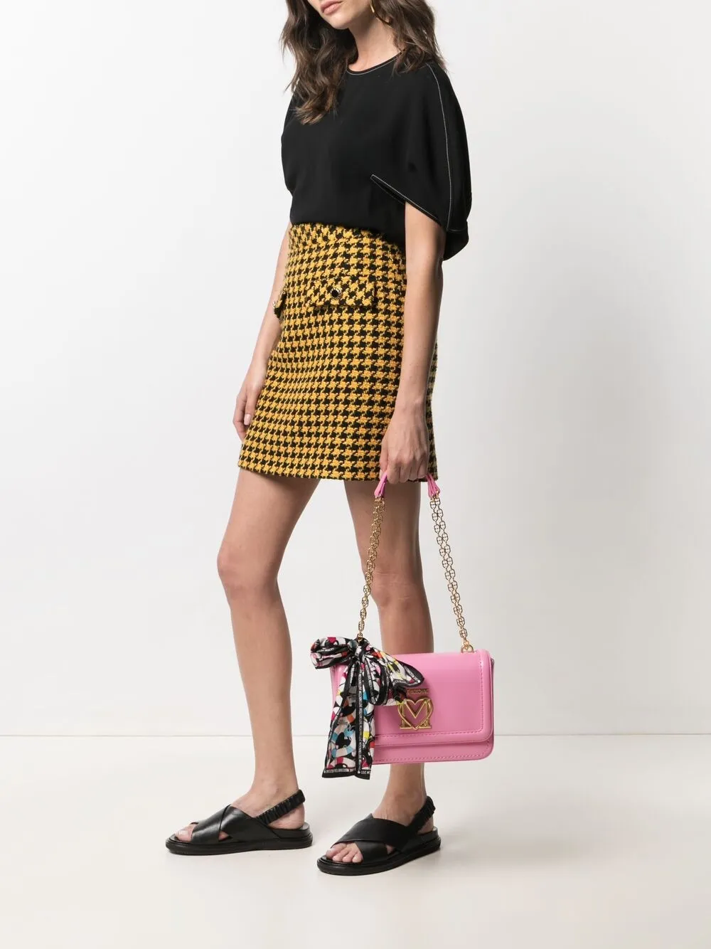 фото Love moschino сумка через плечо с бантом