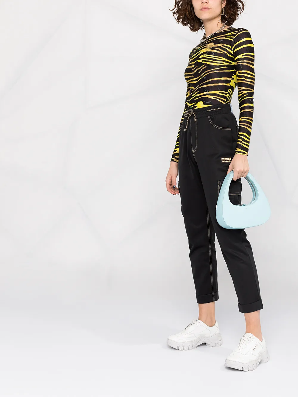 фото Adidas укороченные брюки r.y.v.