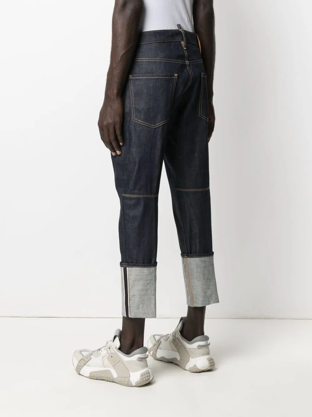 фото Dsquared2 джинсы с подворотами