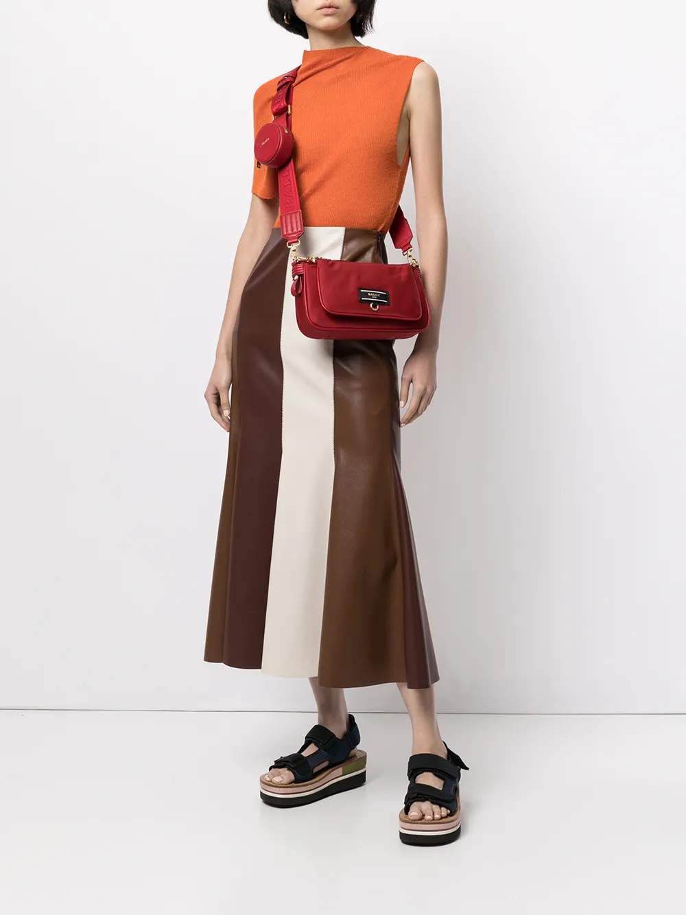 фото Bally сумка на плечо с нашивкой-логотипом