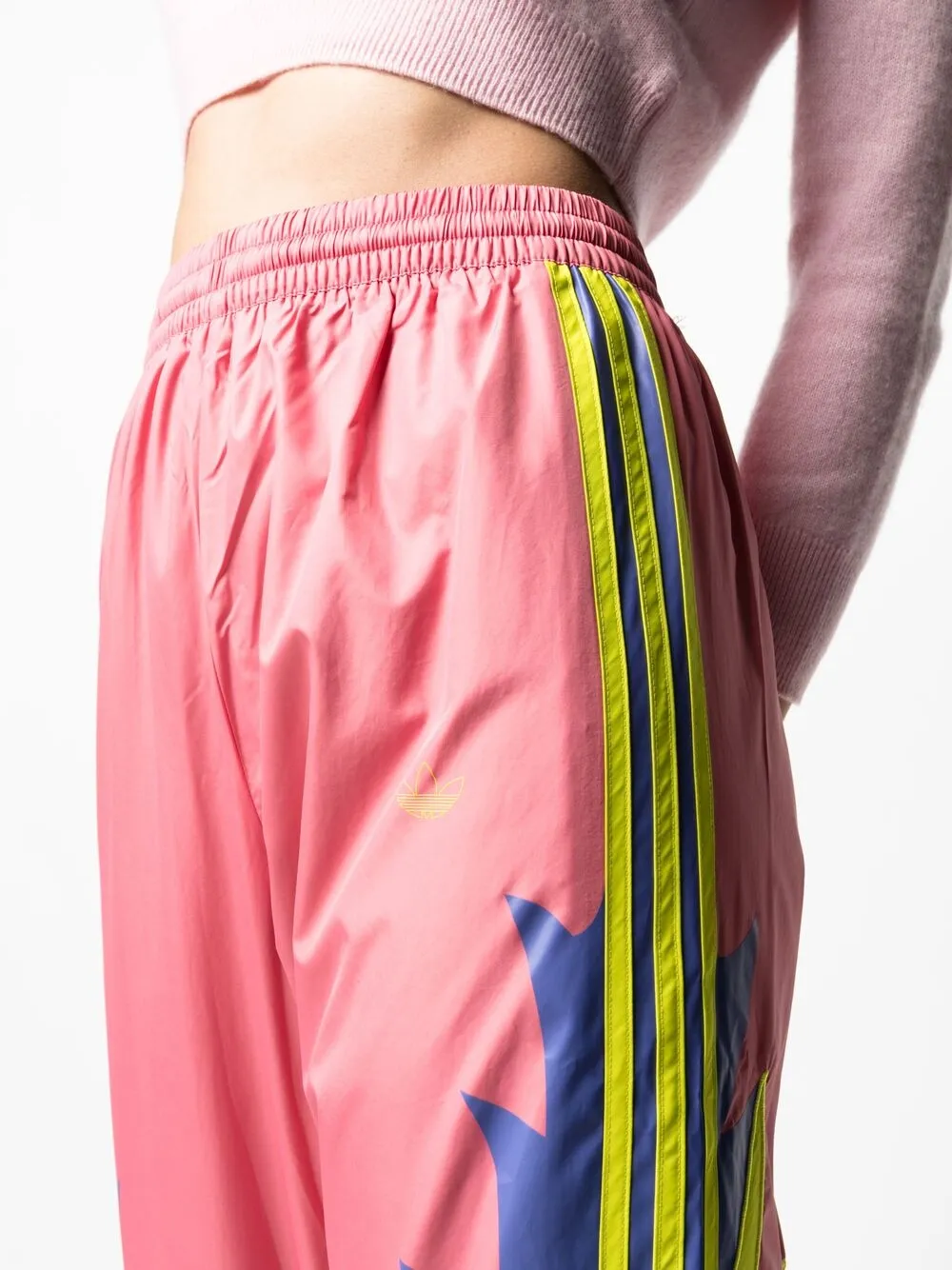 фото Adidas спортивные брюки с графичным принтом