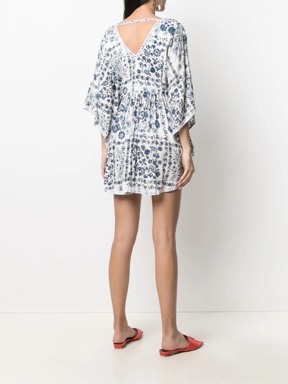 фото Poupette st barth платье мини с цветочным принтом