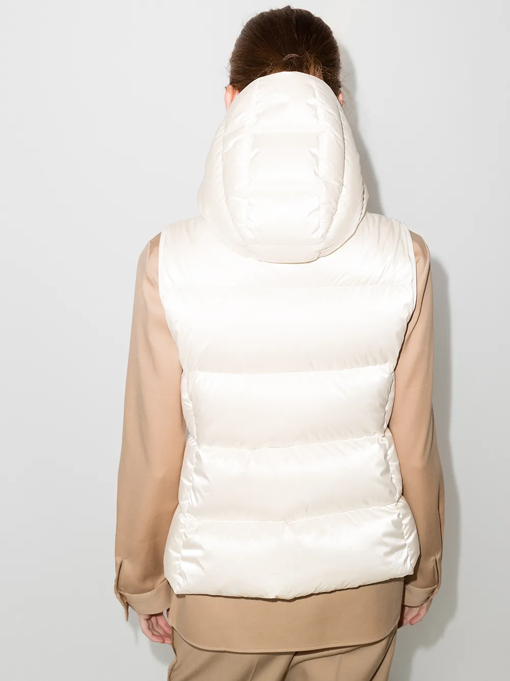фото Moncler дутый жилет diotis