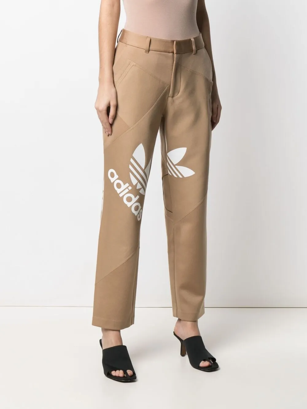 фото Adidas брюки прямого кроя с логотипом