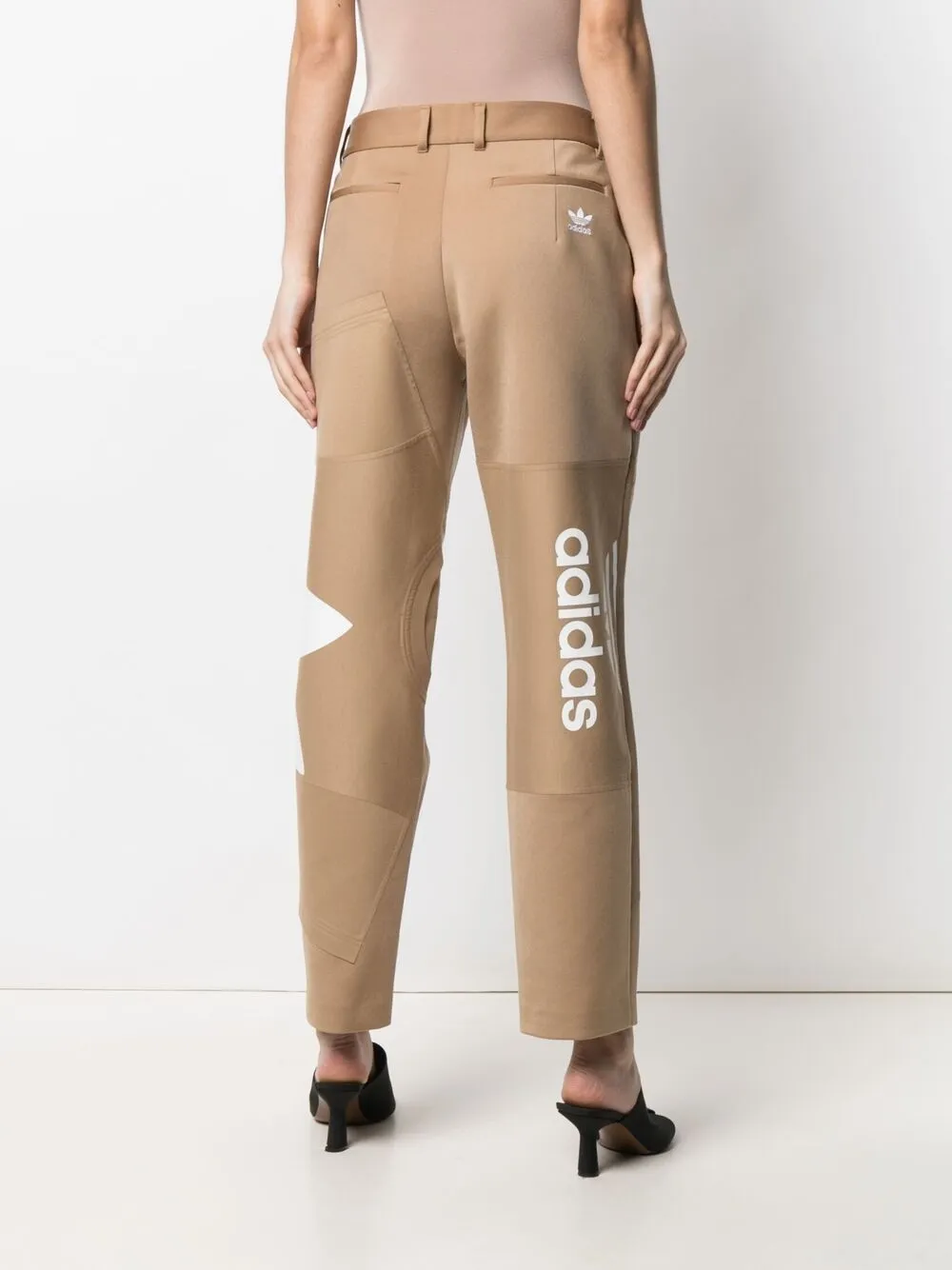 фото Adidas брюки прямого кроя с логотипом