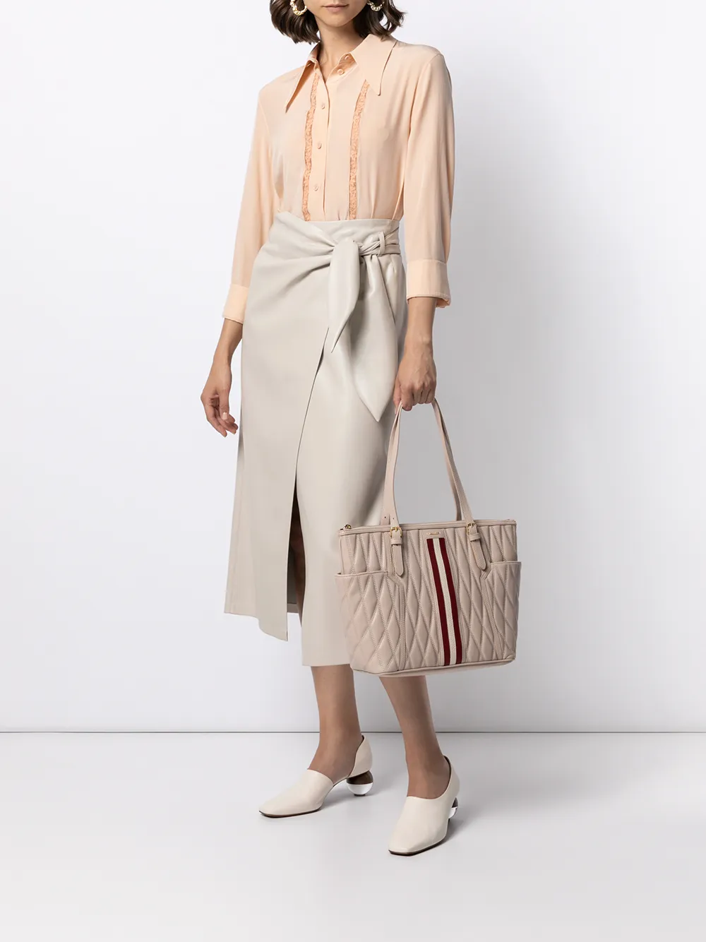 фото Bally стеганая сумка-тоут damirah